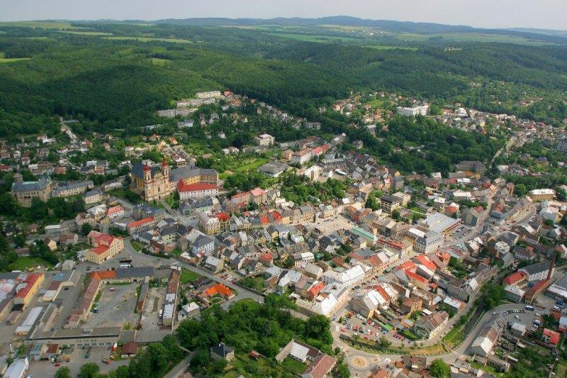 ZÁKLADNÍ ÚDAJE O MĚSTĚ Rozloha: 48,793 km 2 Počet obyvatel: 13.673 k 31.12.