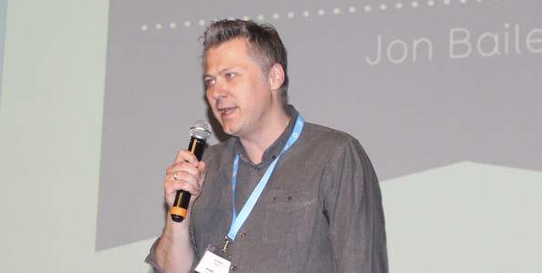 Například využívat tisk ve spojení s jinými kanály, konkrétně ve spojení s digitálním světem, doporučil Jon Bailey. nimalizace námahy.