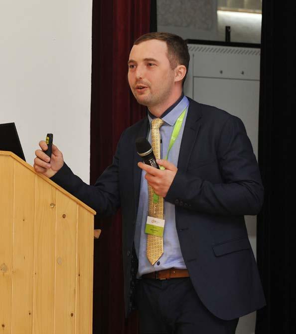 případová studie se týkala aplikace etiket na palety s cihlami ve společnosti Porfix pomocí paletového aplikátoru v prachotěsné krytované bedně.