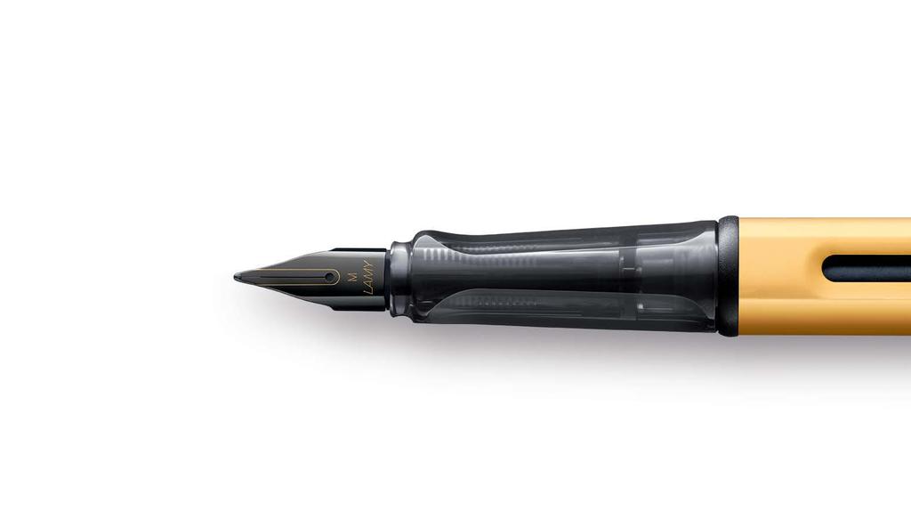 32 PŘEDSTAVUJEME Lamy: Když se snoubí design, kvalita a funkčnost Těžko říct, nakolik je to skutečnost nebo pověst. U zrodu společnosti Lamy, původně rodinné firmy založené C.