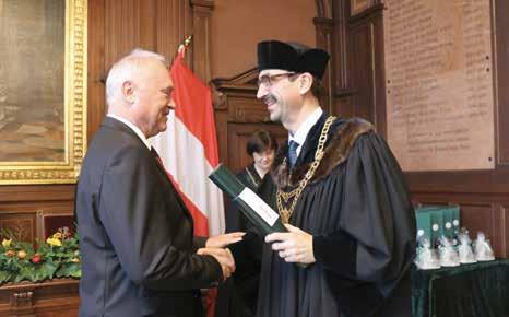 ZVLÁŠTNÍ PŘÍLOHA Dne 23. listopadu 2017 obdržel prof. Ing. Jiří Balík, CSc., dr. h. c., čestný titul doctor honoris causa na Universität für Bodenkultur ve Vídni. Je to již jeho třetí čestný doktorát.