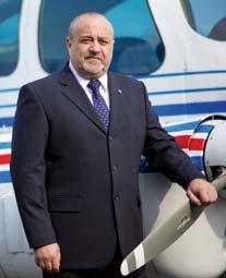 výroční zpráva ÚCL 2017 Vážené pilotky, vážení piloti, již tradičně se na tomto místě setkáváme s hodnocením uplynulého roku.