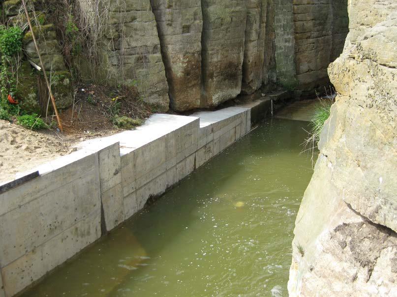 Návodní strana dokončovací práce Vývar finální podoba potrubí obetonováno betonem C30/37 v tl. 500 mm.