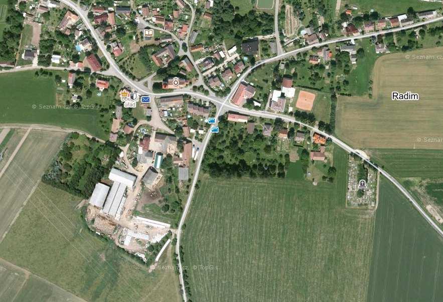B.II.4. Nároky na dopravní a jinou infrastrukturu B.II.4.1 Komunikační napojení Stávající komunikační napojení k zemědělskému areálu nebude měněno.