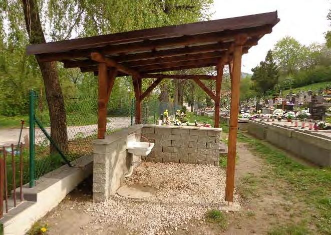 Správa o činnosti za rok : 2015 2017 Prevzatím správy pohrebiska Budatín v roku 2015 sa spoločnosti ŽILBYT, s. r. o. podarilo zásadne zmeniť správu a údržbu celého objektu ako aj domu smútku.