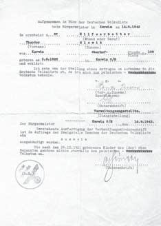 33 Prohlášení o odmítnutí německé volkslisty a přihlášení se k polské národnosti Čechům a Polákům měli další dílčí výhody mohli například vlastnit rozhlasový přijímač, dostávali nekrácené příděly