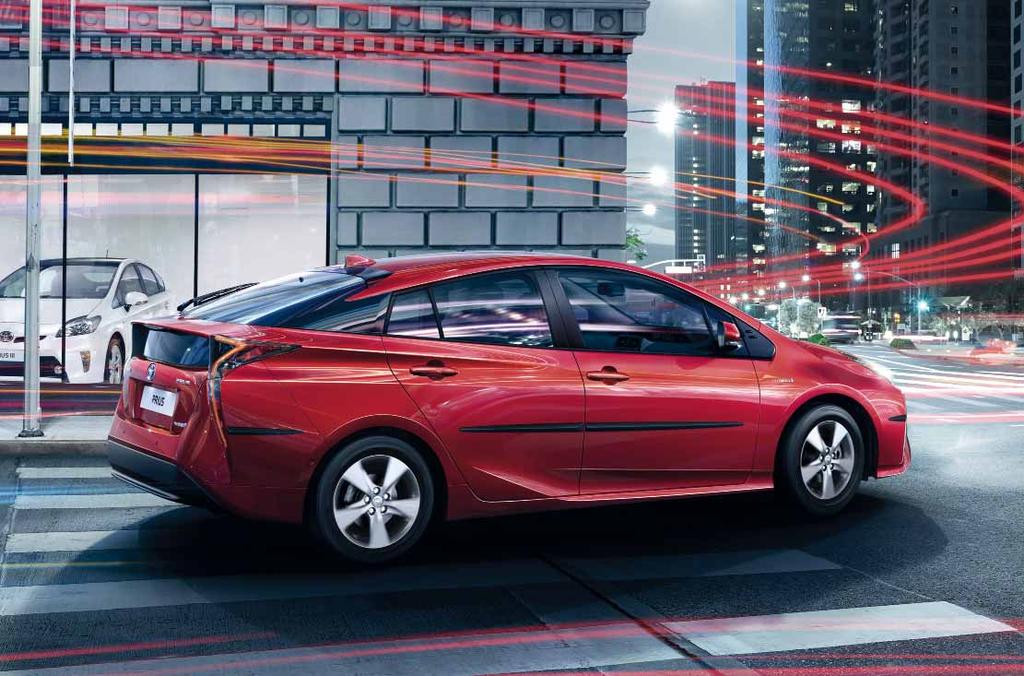4 Představte si svůj nový Prius vybavený příslušenstvím přesně podle svých představ.