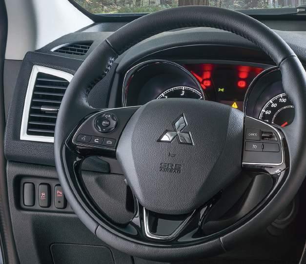 ZÁBAVA NA PALUBĚ Multimediální systém Mitsubishi (MMCS 2.