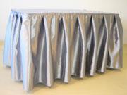 Vhodný na rautové stoly a pulty 120x80cm, pro doplnění skirtingu (sukně).
