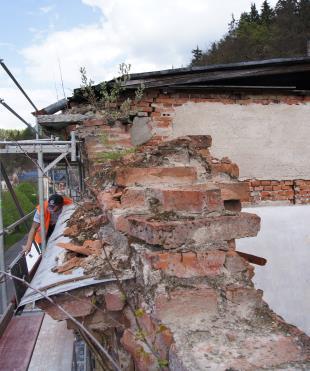 Objekt patří k dominantním objektům provozních a lázeňských staveb.