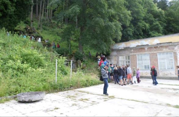S moderátorem Oldo Burdou se povídalo o hvězdné, ale i stinné historii Lázní Kyselka a také o současnosti, obnově a vzkříšení