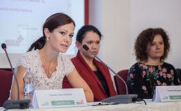 cílové skupiny účastníků Akreditaci a záštity odborných společností Registrační servis v průběhu celé akce, ubytování, společenský a doprovodný program Obecnou i úzce zacílenou mediální propagaci