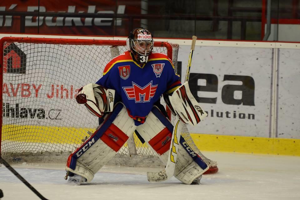 Kam bys chtěl, kdybys byl draftován do NHL a jaký tým se ti líbí v NHL? Asi Pittsburgh Penguins a nebo Florida Panthers.
