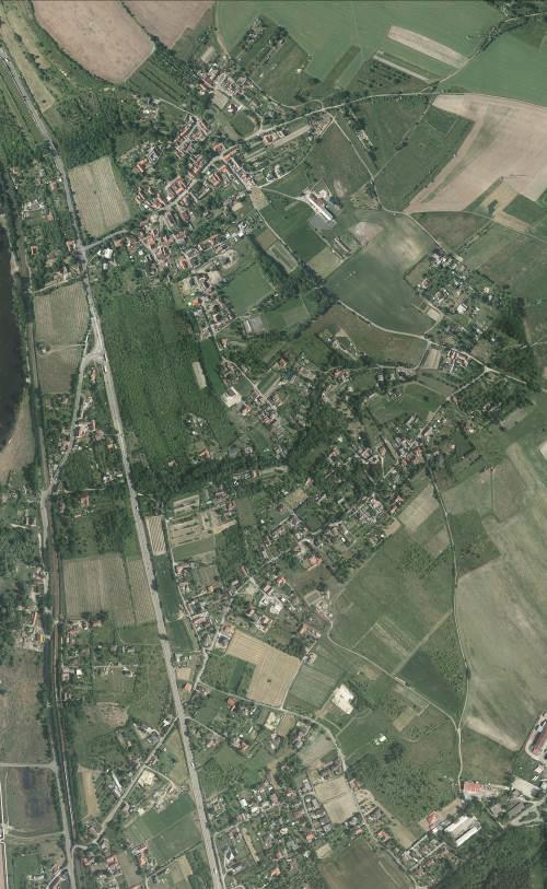 To jsou hlavní důvody pro ochranu a zachování prostorové izolace sídla od další zástavby prorůstající z Mlazic.