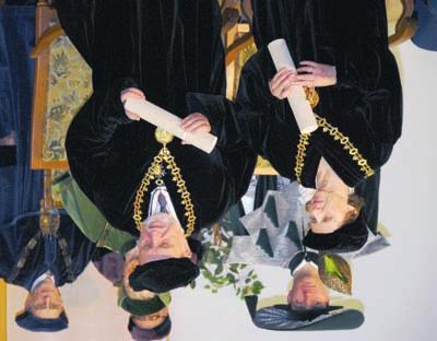 Akademické slavnosti Academic Ceremonies Udělení titulu doctor honoris causa prof. PhDr. Radimu Paloušovi, CSc. za mimořádný přínos v rozvoji oboru filosofie a filosofie výchovy a Ing.