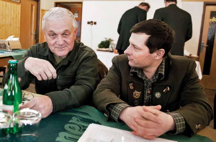 Poř.č. JMÉNO PSA Rok nar. Výstav ocenění Chovní psi BB Zkouška - cena PB IHB So. Soutěže DKK Majitel-adresa Telefon: 1 AMOR z Gavalcovho dvora 2008 V.D. /. /. 1/1 Ing.