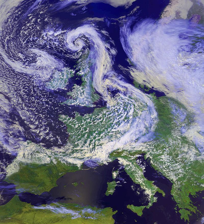 Snímky jsou vytvářeny skenerem AVHRR v pěti intervalech spektra (viditelná (1),
