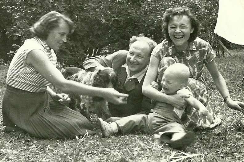 Rok 1951- rodinná pohoda s
