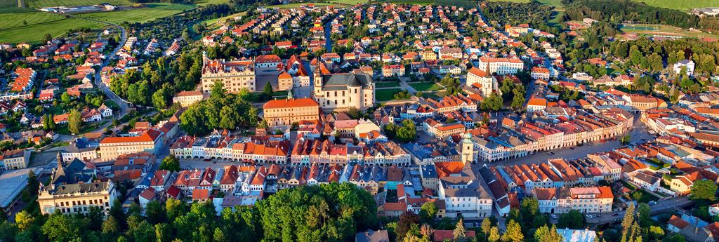 V dnešní době je Litomyšl známá také jako jedno z center moderní architektury Díky nově vložené konstrukci