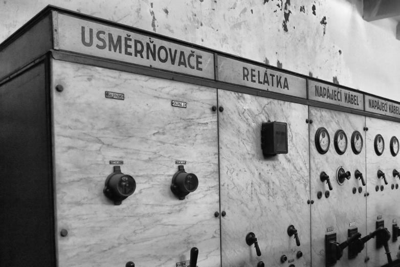 40 2.2 Hitorická měnírna elektrického pr