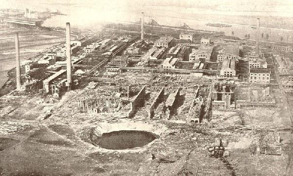 Z historie chemického inženýrství 9 1935-1945 rozvoj měření a řízení aparátů chemicko-inženýrská termodynamika 1945-1955 aplikovaná reakční
