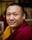 Různé formy tohoto cvičení se objevují napříč školami tibetského buddhismu. Sey Rinpočhe Mistr linie Drukpa Kagyu 2. - 3.