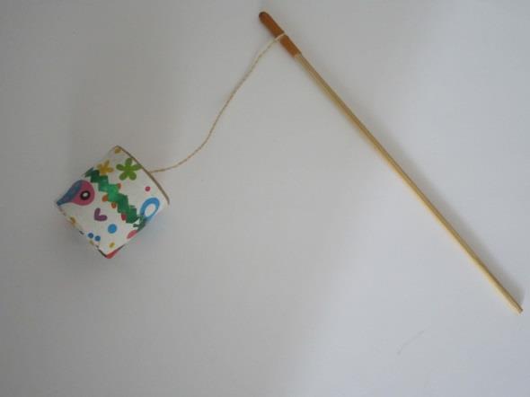 Uslyšíme zvuk připomínající soví houkání Keramický váleček z Thajska Keramický váleček