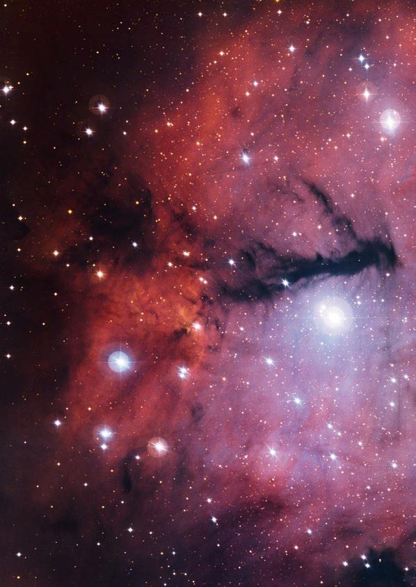 Stanoviště ESO Severní část Chile, částečně pokrytá pouští Atacama, je známá svou mimořádně čistou a temnou noční oblohou, která nabízí úchvatný pohled na střed naší Galaxie a obě Magellanova oblaka.