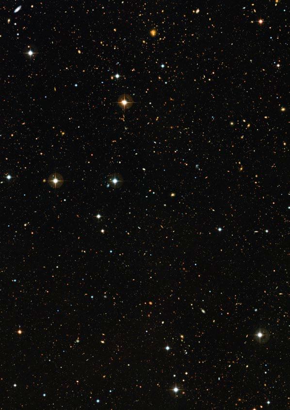 6 Nejstarší hvězda v Galaxii Pomocí dalekohledu ESO/VLT astronomové určili věk nejstarší známé hvězdy v naší Galaxii.