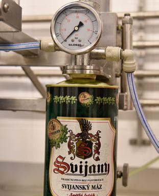 V poslední době se rozmohl trend prodávat pivo v PET lahvích. Svijany však řekly NE. Plastové obaly nepovažují za důstojný obal pro poctivé české pivo.