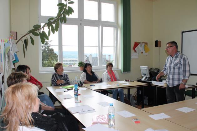 Hlavní oblasti činnosti v roce 2016 Rok 2016 byl pro Vzdělávací centrum až do 1. června bezprojektový.