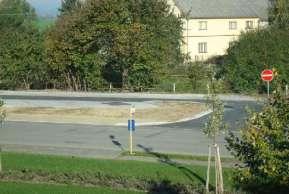 2010 V roce 2010 byla vybudována dvě parkoviště (včetně zeleně) - u Obecního úřadu a parkoviště u Kulturního domu s náklady 1,5 mil.kč (dotace MMR 900 tis.). Zrekonstruovaná parkoviště tak dokončila I.