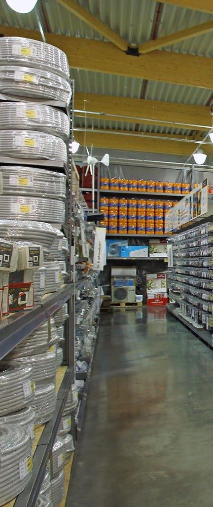 Železářství a elektroinstalační materiál Váš hobbymarket nabízí rozsáhlý sortiment elektroinstalačního materiálu a železářského zboží.