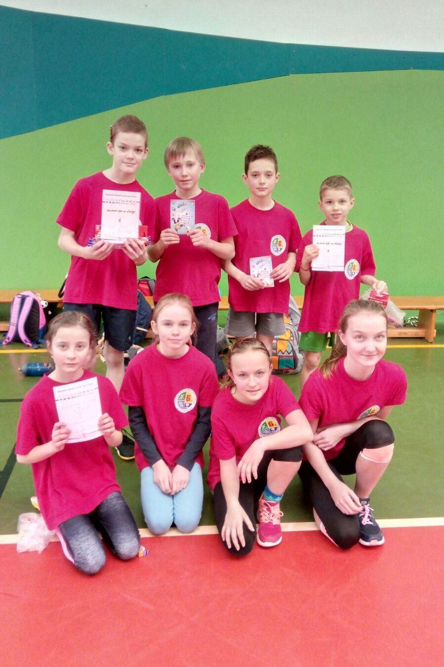 Obsadili v konkurenci osmi škol krásné druhé místo a zajistili si tím postup do okresního kola, které se bude konat 15. února.