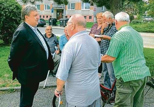 Zámožným aristokratům projektoval skvostné rezidence a tvář měst obohacoval velkolepými chrámy. Zemřel na konci září před 475 lety. Kdy do Prahy dorazil, není jasné.