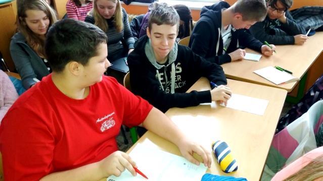 K velkému úspěchu gratulujeme a zároveň děkujeme všem našim dětem, které s chutí a radostí tvořily, svoje práce dokončily, a podpořily tak tento úžasný projekt pro děti. Za ŠD Slovákova A.