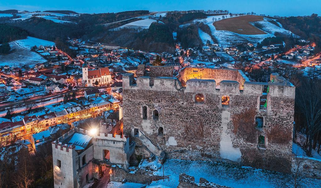 Vánoční trhy ve Vídeňských Alpách Vídeňské Alpy v Dolním Rakousku St.