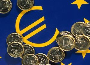 za euro stále však platíme českou