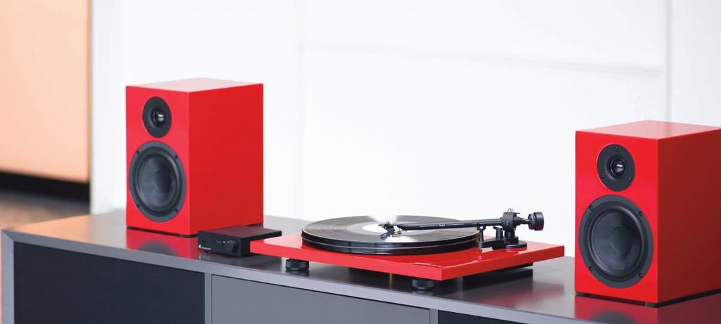 ESSENTIAL III PHONO 9 490,- KČ Grámofon je výbáven výpínátelný m MM pr edzešilovác em