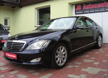 000 Kč Kia Carens 1,7 CDRi 136 PS Exclusive, RV 2014, 133.413 km, 100 kw, pal. poč., aut. klima, sport.
