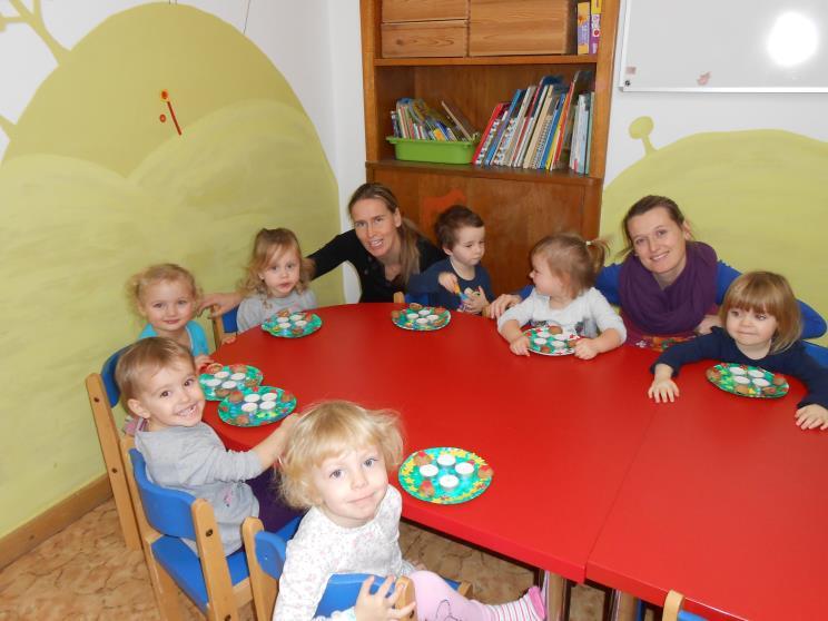 Vize pro rok 2017 Udržet si spokojený, kvalitní a motivovaný tým pracovníků. Zvyšovat odbornost a profesionalitu týmu díky vzdělávání. Udržet si dobré jméno.