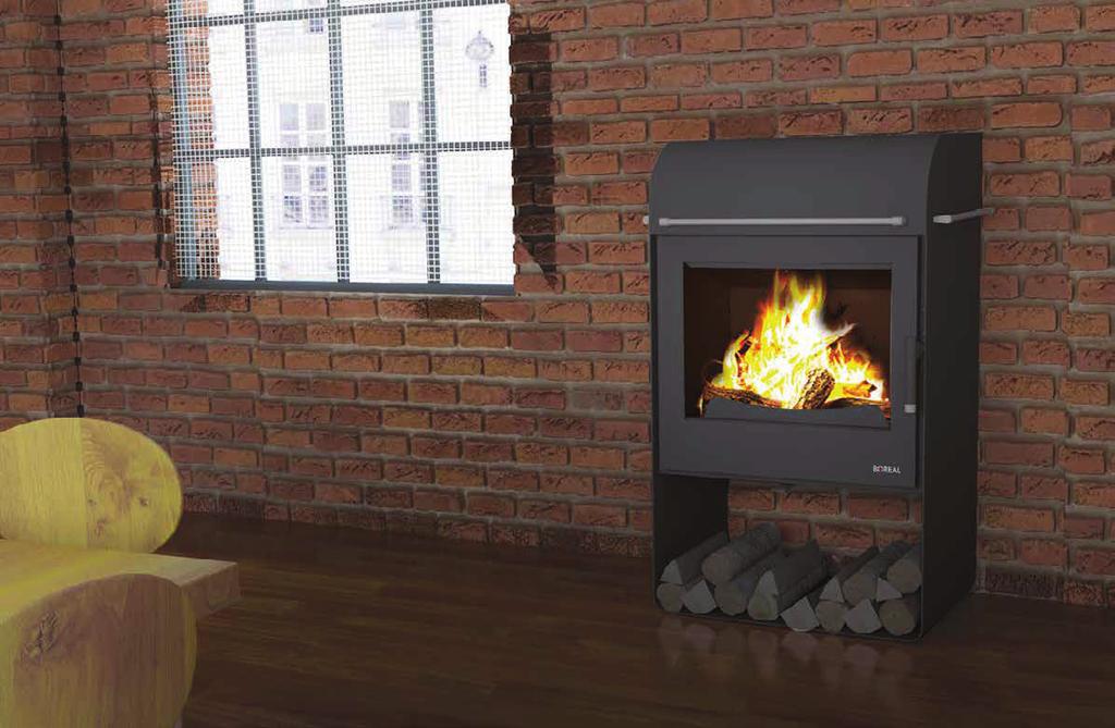E4000 Série černý lak. Litinová dvířka a spodní část topeniště s vitro keramickým sklem odolným do 750ºC.