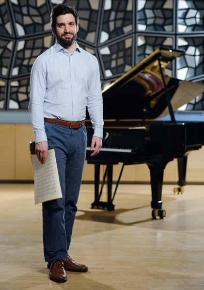 ÚVODEM Vážení posluchači Symfonického orchestru Českého rozhlasu, 91. sezona je z hlediska dramaturgie nesmírně různorodá.