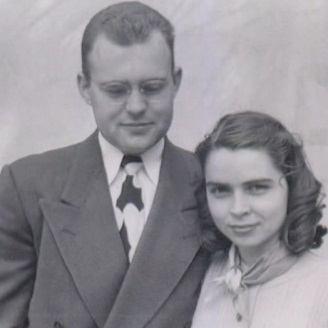 Institute, Chevy Chase, Maryland Gordon a Betty se seznámili v roce 1949 na studiích
