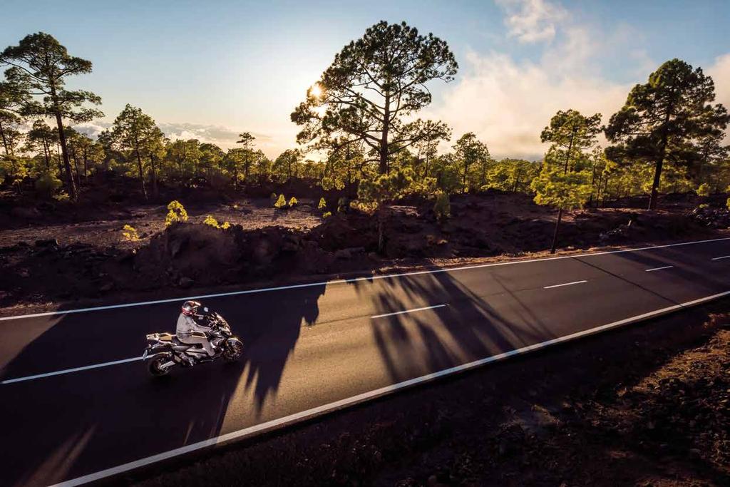 Ať už trávíte svůj čas kdekoli, každý motocykl z řady Honda Adventure vám bude dokonalým společníkem.