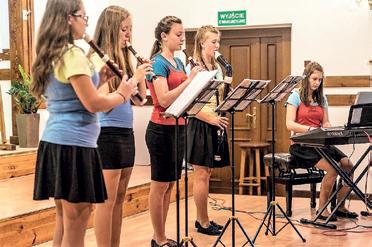 Výstava Salon 2017 v zajímavém, a už lze říct i osvědčeném, industriálním prostředí poskytla průřez tvorbou klubu a dobře zapadla do konceptu letošních oslav výročí města.