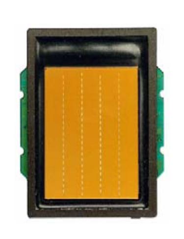 Tlakové: Senzor je složen ze tří vrstev, přičemž mezi elektrovodivé vrstvy je vložen nevodivý gel.