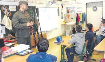 budově městského úřadu probíhaly tvořivé dílničky, o které byl opět veliký zájem, a také tam bylo možno zakoupit drobné