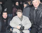 Koulou a bývalým zastupitelem Gustavem Součkem. O kulturní program se na zdickém Adventu postarali převážně místní umělci.