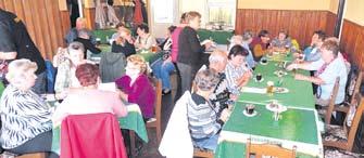 STRANA 8 AD: Poznáváš svůj kraj? PN č. 21/17 Zdeňka Matějková, Chaloupky: Na soutěžním snímku je transformátor v osadě Kleštěnice, patřící k městysu Komárov.